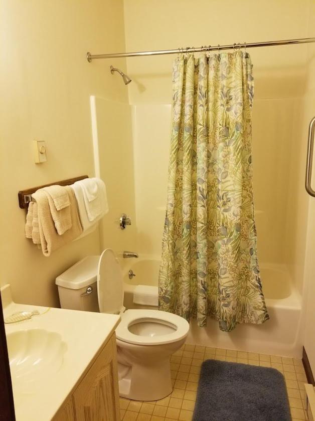 Kancamagus Swift River Inn Albany 部屋 写真