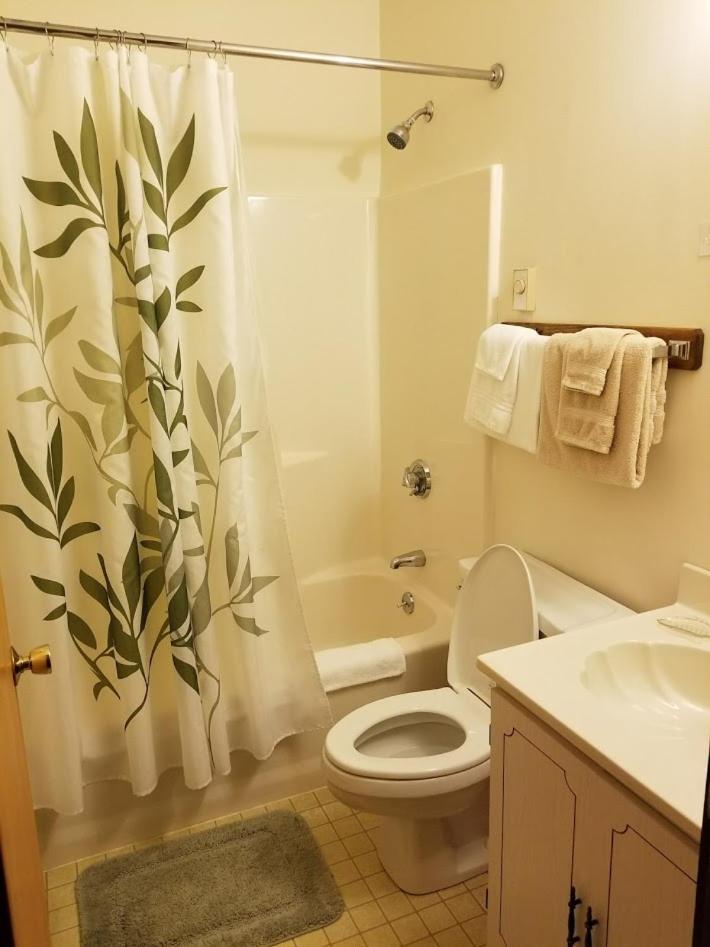 Kancamagus Swift River Inn Albany 部屋 写真